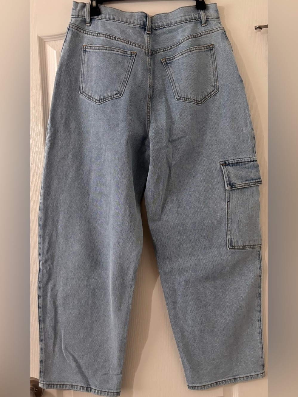 Blue B Collection Embroidered Barrel Leg Cargo Jeans | Boho Denim | Medium | NWT - Picture 3 of 6